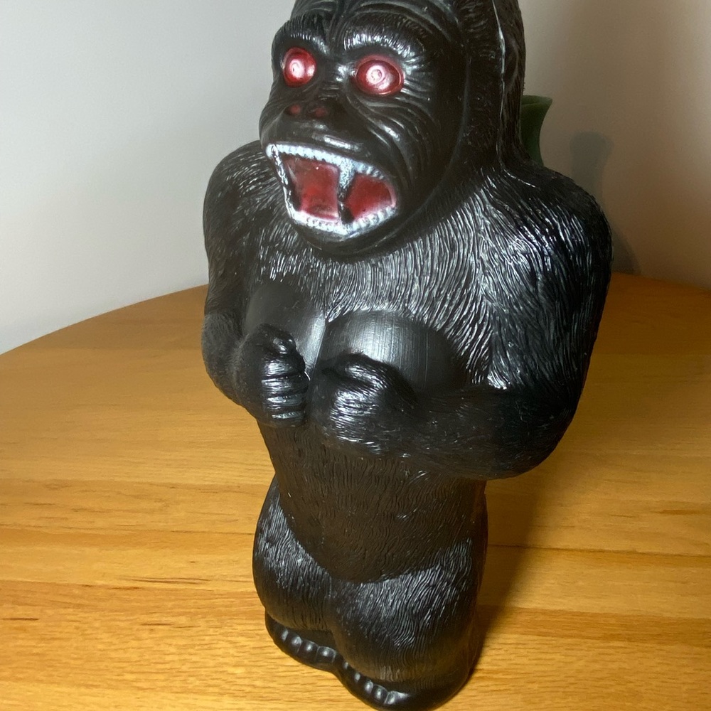 Gorilla King Kong piggy bank vintage
